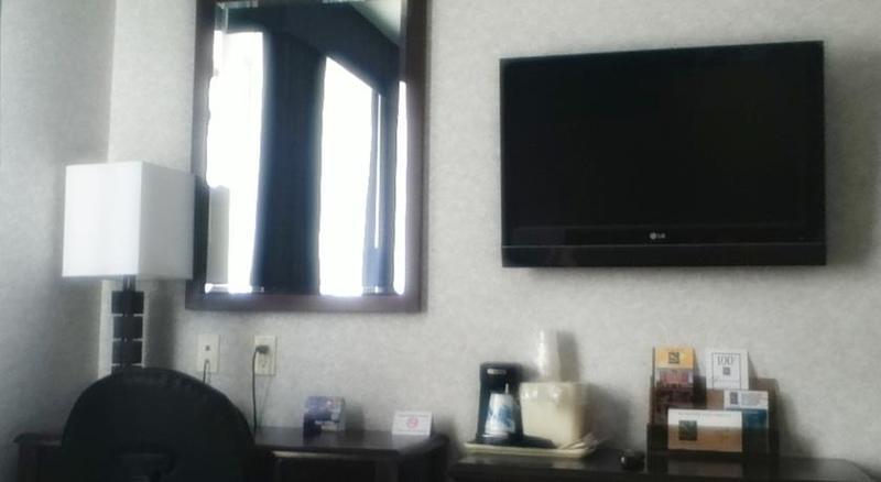 Paramount Inn Floral Park Εξωτερικό φωτογραφία