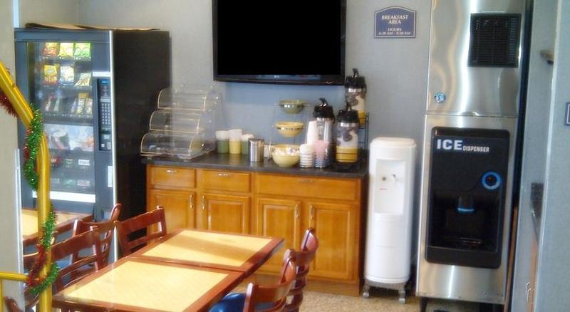 Paramount Inn Floral Park Εξωτερικό φωτογραφία