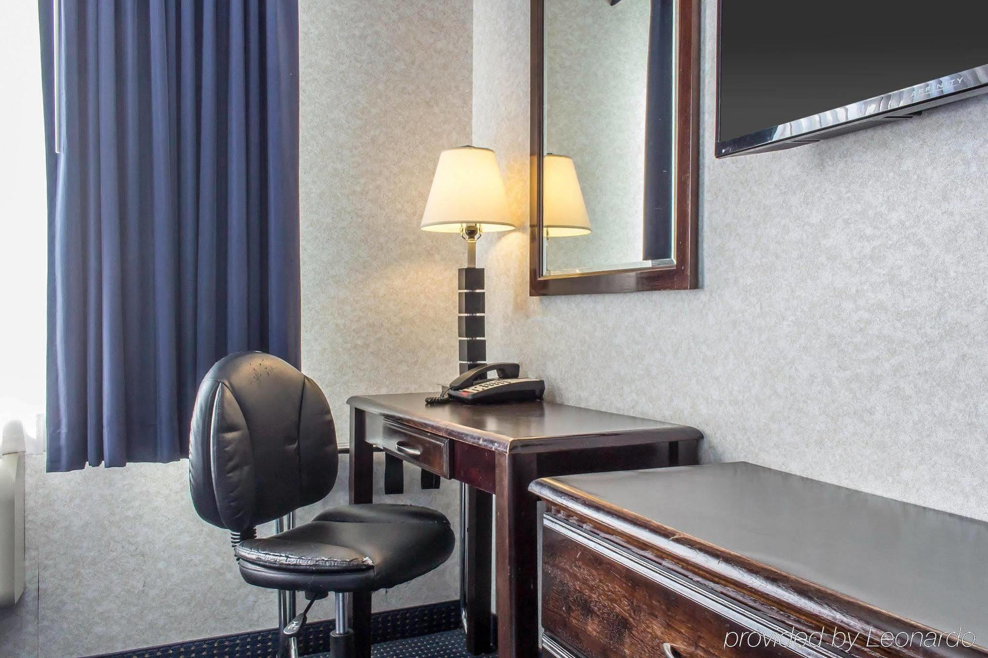 Paramount Inn Floral Park Εξωτερικό φωτογραφία